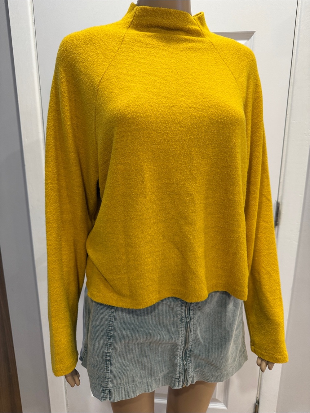 Mustard Yellow Mock Neck Long Sleeve Top – Size Small